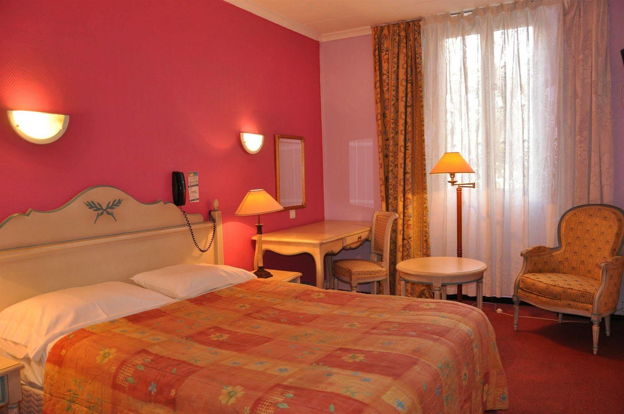 Hotel Moderne Марсилия Екстериор снимка